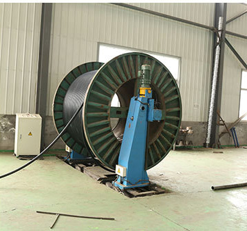 ���³���